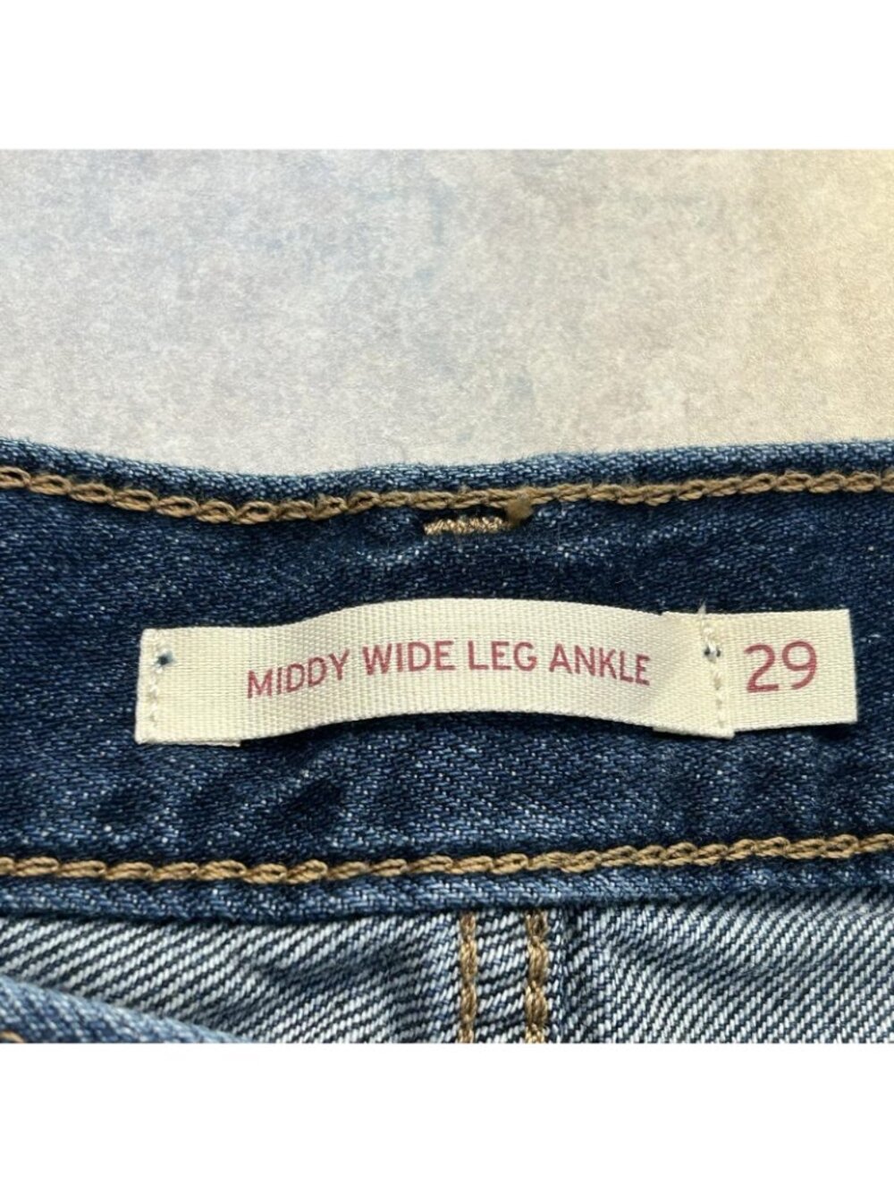 Levi's Middy Wide Leg Ankle Jeans Womens 29 Fits 30 Mid Rise 100% Cotton Denim - Picture 6 of 15